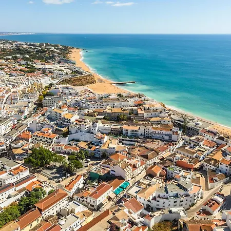 Daire Downtown 1 Bedroom E - 150m From The Albufeira