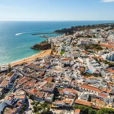 Downtown 1 Bedroom E - 150m From The Daire Albufeira